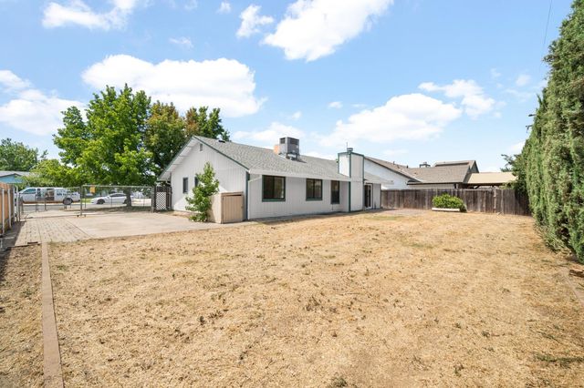 300 Withington Ave, Rio Linda, CA 95673