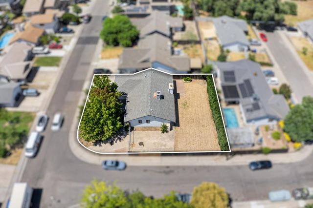 300 Withington Ave, Rio Linda, CA 95673