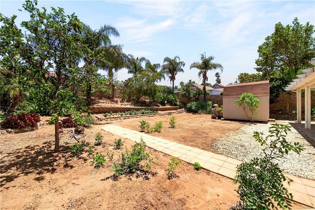 4886 Mount Rainier, Jurupa Valley, CA 92509