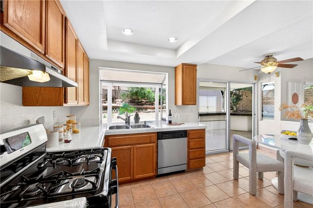 4886 Mount Rainier, Jurupa Valley, CA 92509