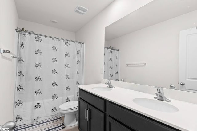 8 Garden Hill Road, Simpsonville, SC 29680