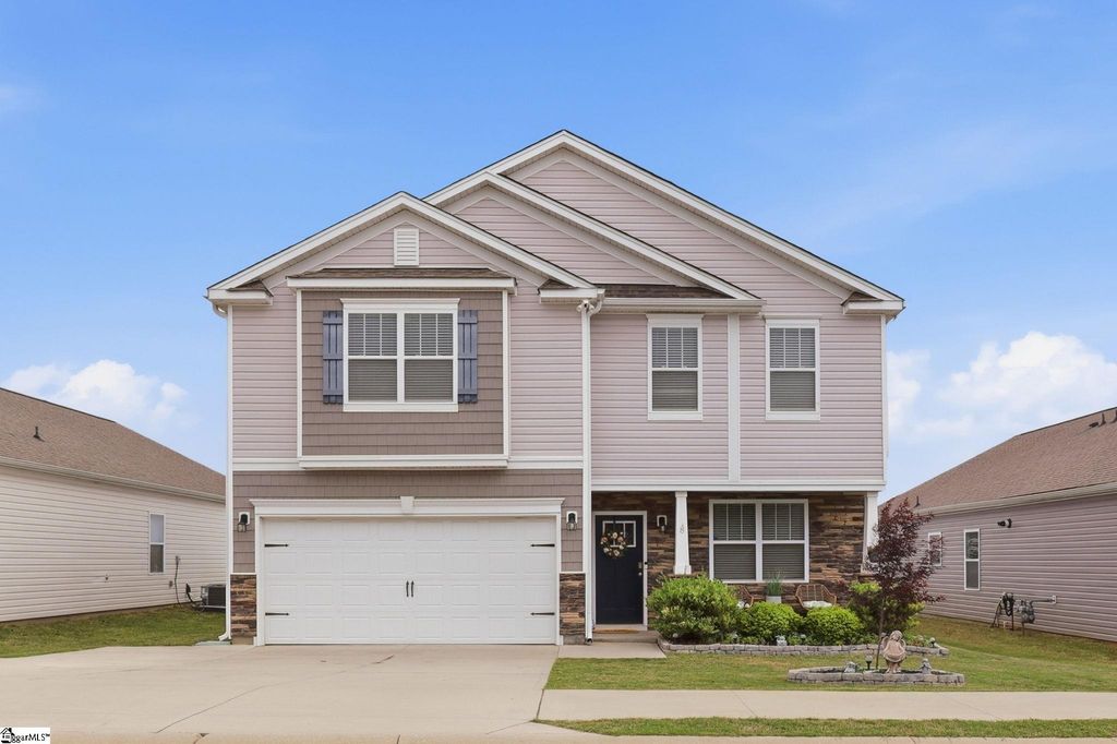 8 Garden Hill Road, Simpsonville, SC 29680