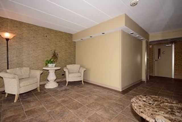 115 Marengo Avenue 502, Forest Park, IL 60130