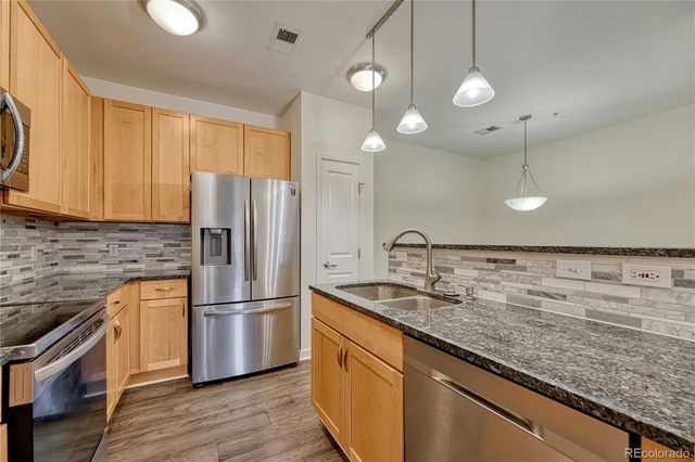 4100 Albion Street 306, Denver, CO 80216