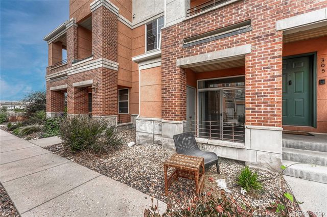 4100 Albion Street 306, Denver, CO 80216