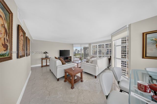 1915 Brickell Ave C1607, Miami, FL 33129
