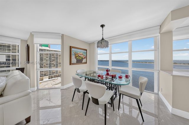 1915 Brickell Ave C1607, Miami, FL 33129