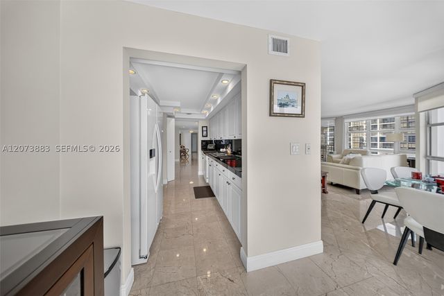1915 Brickell Ave C1607, Miami, FL 33129