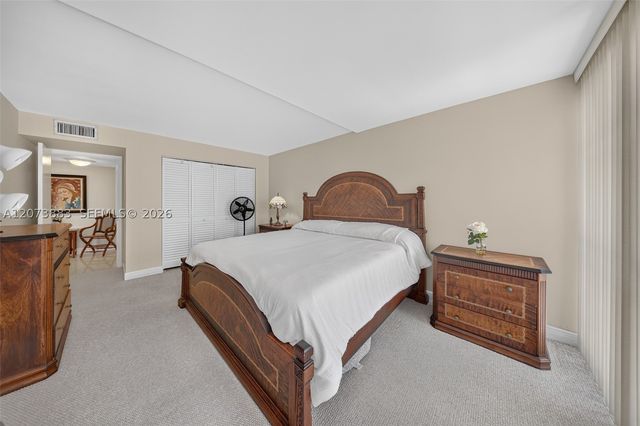 1915 Brickell Ave C1607, Miami, FL 33129