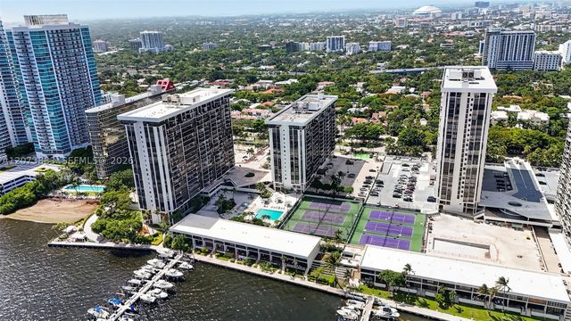 1915 Brickell Ave C1607, Miami, FL 33129