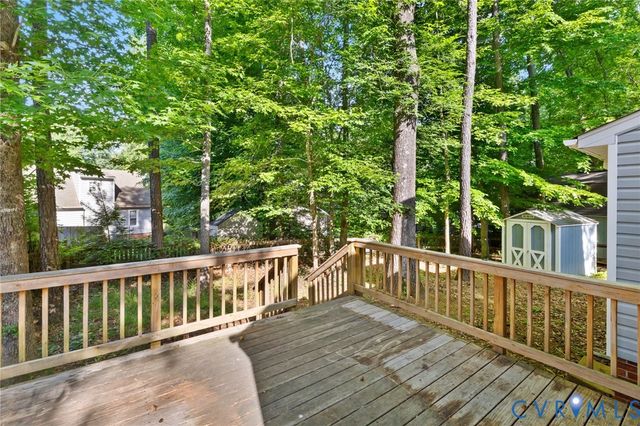 6904 Pointer Ridge Rd, Midlothian, VA 23112