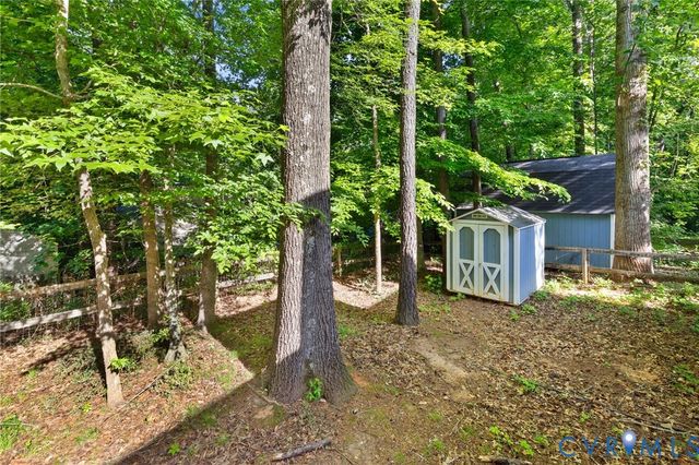 6904 Pointer Ridge Rd, Midlothian, VA 23112