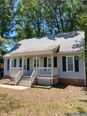 6904 Pointer Ridge Rd, Midlothian, VA 23112