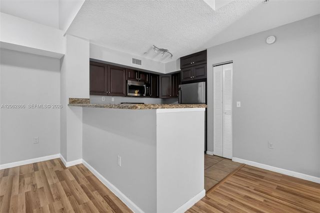 7808 Sonoma Springs Circle 304, Lake Worth, FL 33463