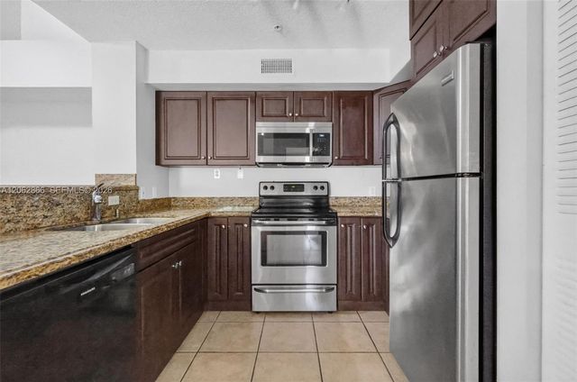 7808 Sonoma Springs Circle 304, Lake Worth, FL 33463
