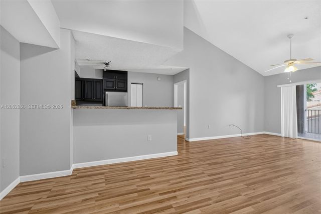 7808 Sonoma Springs Circle 304, Lake Worth, FL 33463
