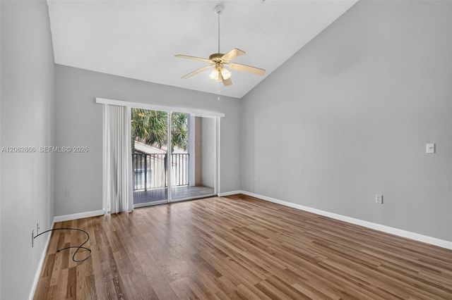 7808 Sonoma Springs Circle 304, Lake Worth, FL 33463