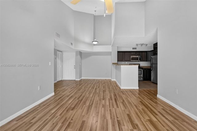 7808 Sonoma Springs Circle 304, Lake Worth, FL 33463