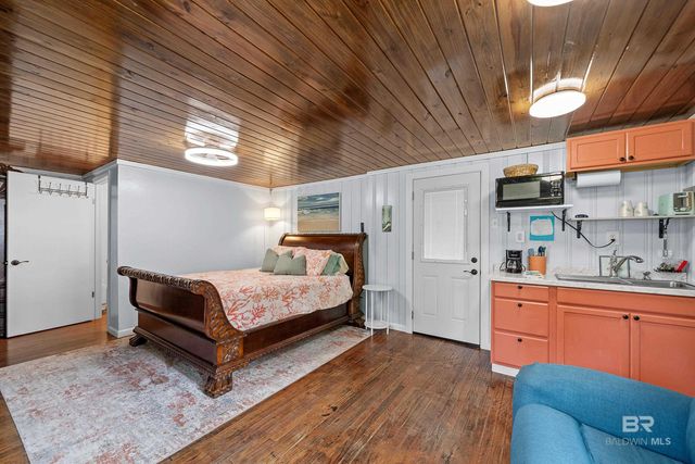 25223 Old Foley Road, Elberta, AL 36530