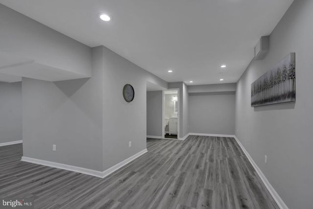 10422 WOODBURY WOODS CT, Fairfax, VA 22032