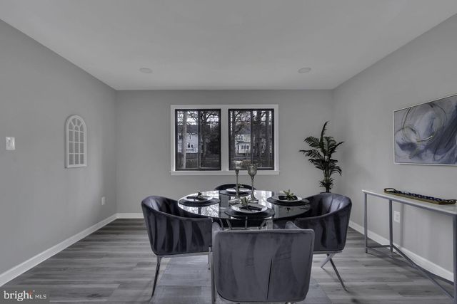 10422 WOODBURY WOODS CT, Fairfax, VA 22032