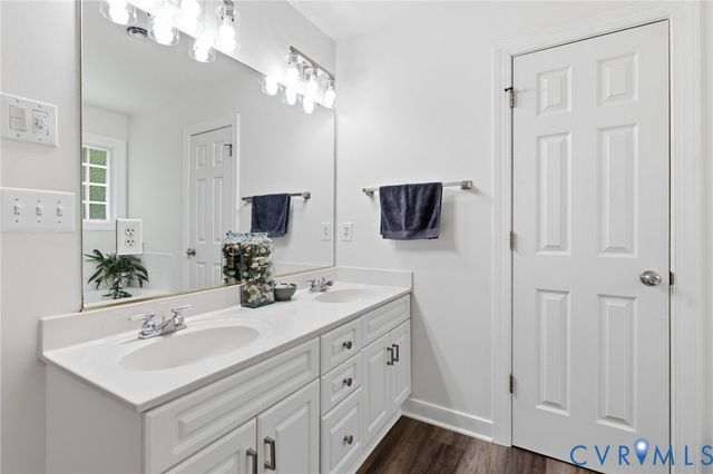 2364 Graceland Dr, Powhatan, VA 23139