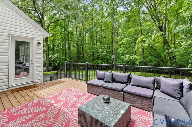 2364 Graceland Dr, Powhatan, VA 23139