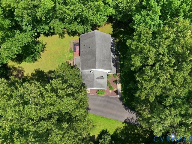 2364 Graceland Dr, Powhatan, VA 23139