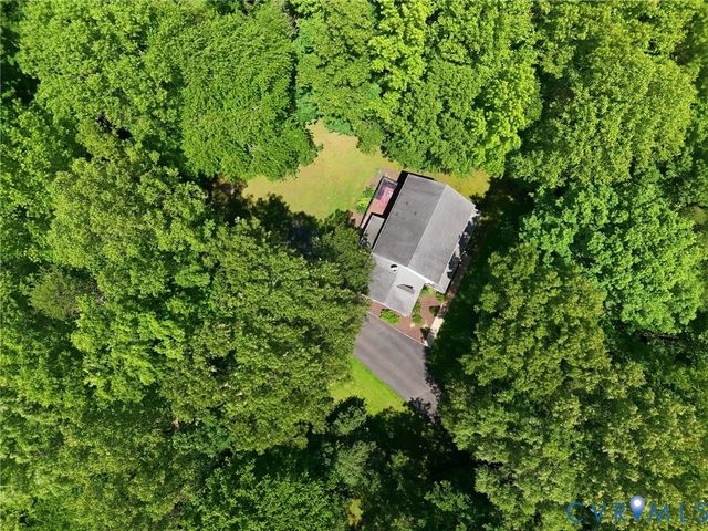 2364 Graceland Dr, Powhatan, VA 23139