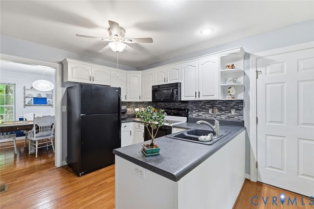 2364 Graceland Dr, Powhatan, VA 23139