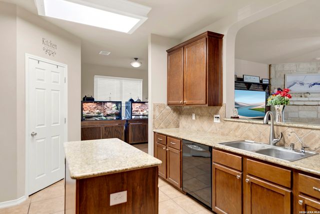 10426 Shire Country, San Antonio, TX 78254