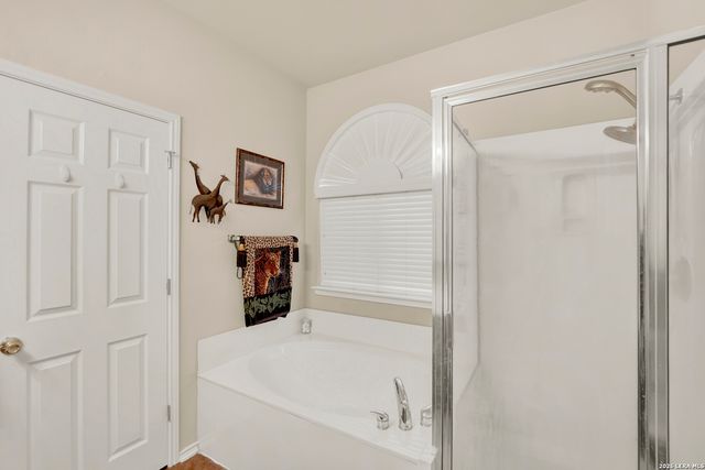 10426 Shire Country, San Antonio, TX 78254