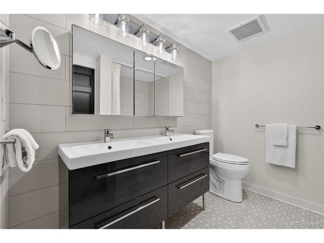 31719 Rocky Village Dr 115, Evergreen, CO 80439