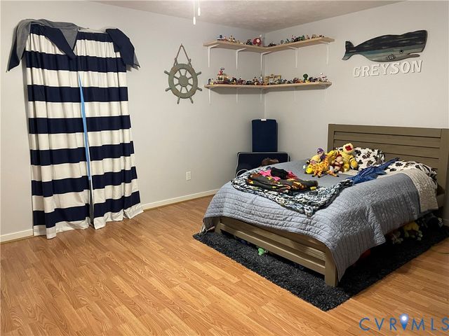 2210 Cox Rd, Henrico, VA 23233