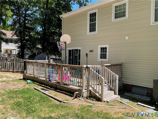 2210 Cox Rd, Henrico, VA 23233