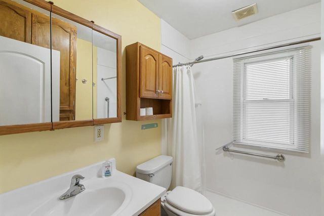1402 Barham Avenue, Janesville, WI 53548