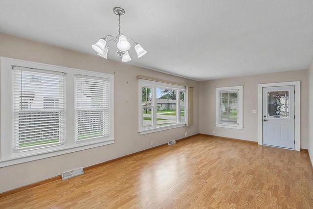 1402 Barham Avenue, Janesville, WI 53548