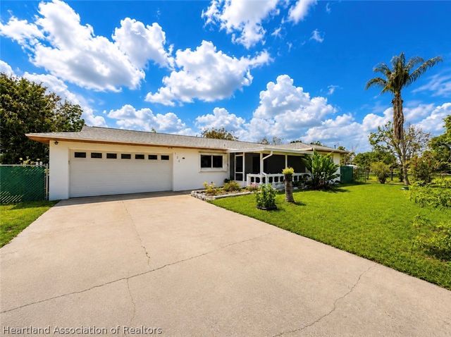 728 Fairfield Avenue, Lake Placid, FL 33852