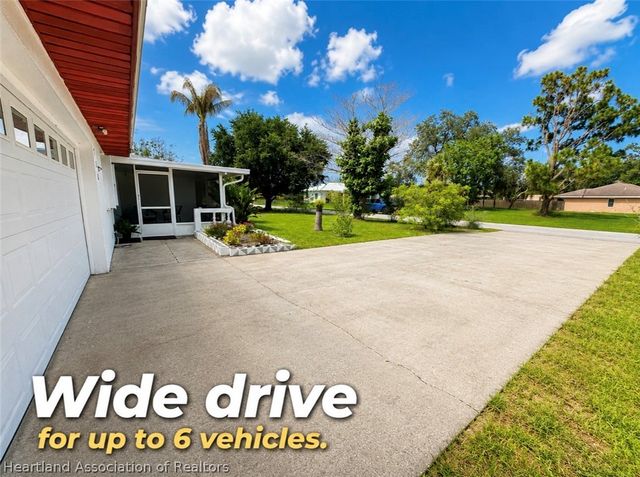 728 Fairfield Avenue, Lake Placid, FL 33852