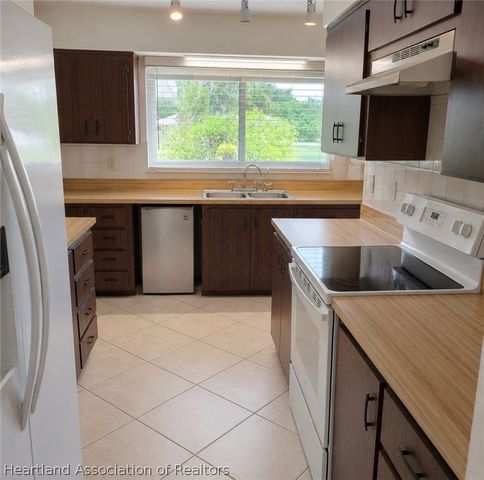 728 Fairfield Avenue, Lake Placid, FL 33852