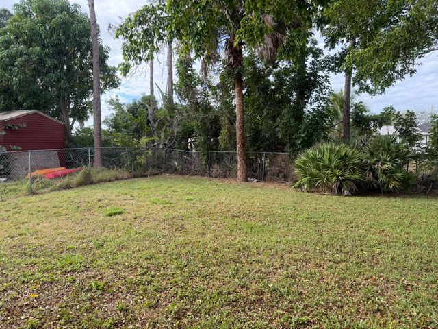 2342 SW Bayshore Boulevard, Port St. Lucie, Port St Lucie, FL 34984