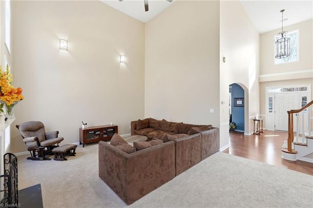 5215 Highland Oak Court, Greensboro, NC 27410