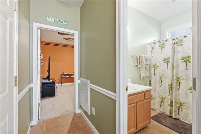 5215 Highland Oak Court, Greensboro, NC 27410