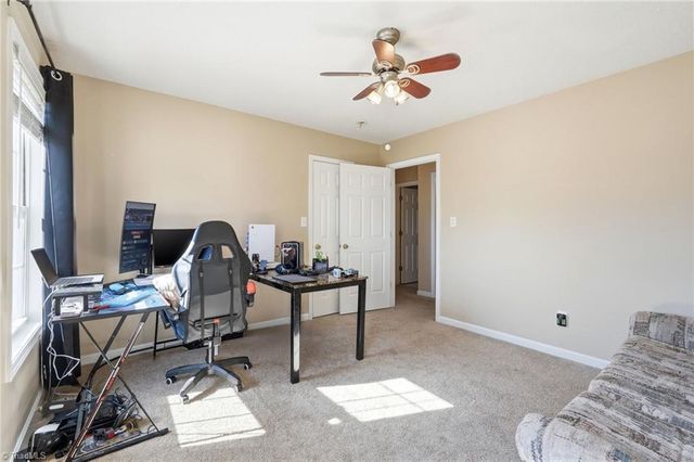 5215 Highland Oak Court, Greensboro, NC 27410