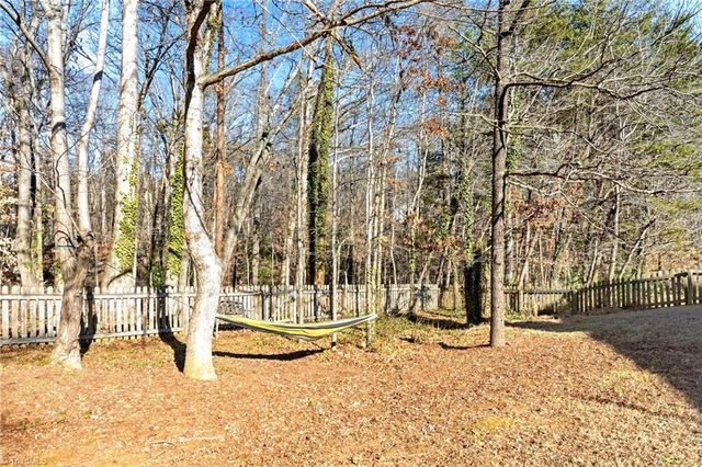 5215 Highland Oak Court, Greensboro, NC 27410