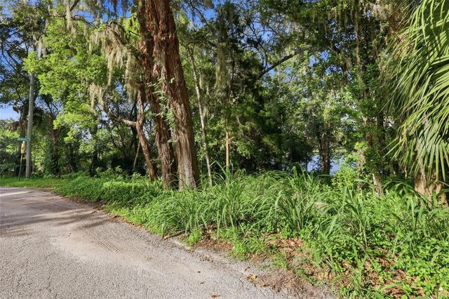 VISTA STREET, Lake Helen, FL 32744