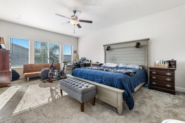 5265 W Lamona Avenue, Fresno, CA 93722