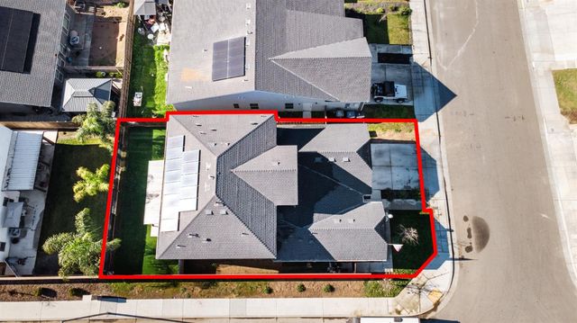 5265 W Lamona Avenue, Fresno, CA 93722