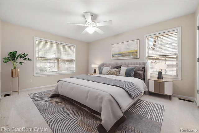 2781 Barclay Way, Ann Arbor, MI 48105