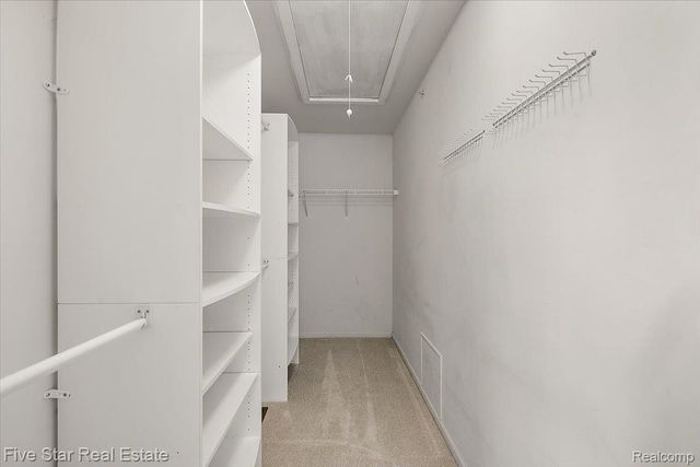 2781 Barclay Way, Ann Arbor, MI 48105